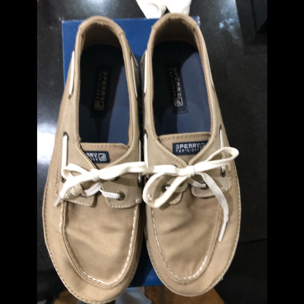 Boy’s Sperry shoes